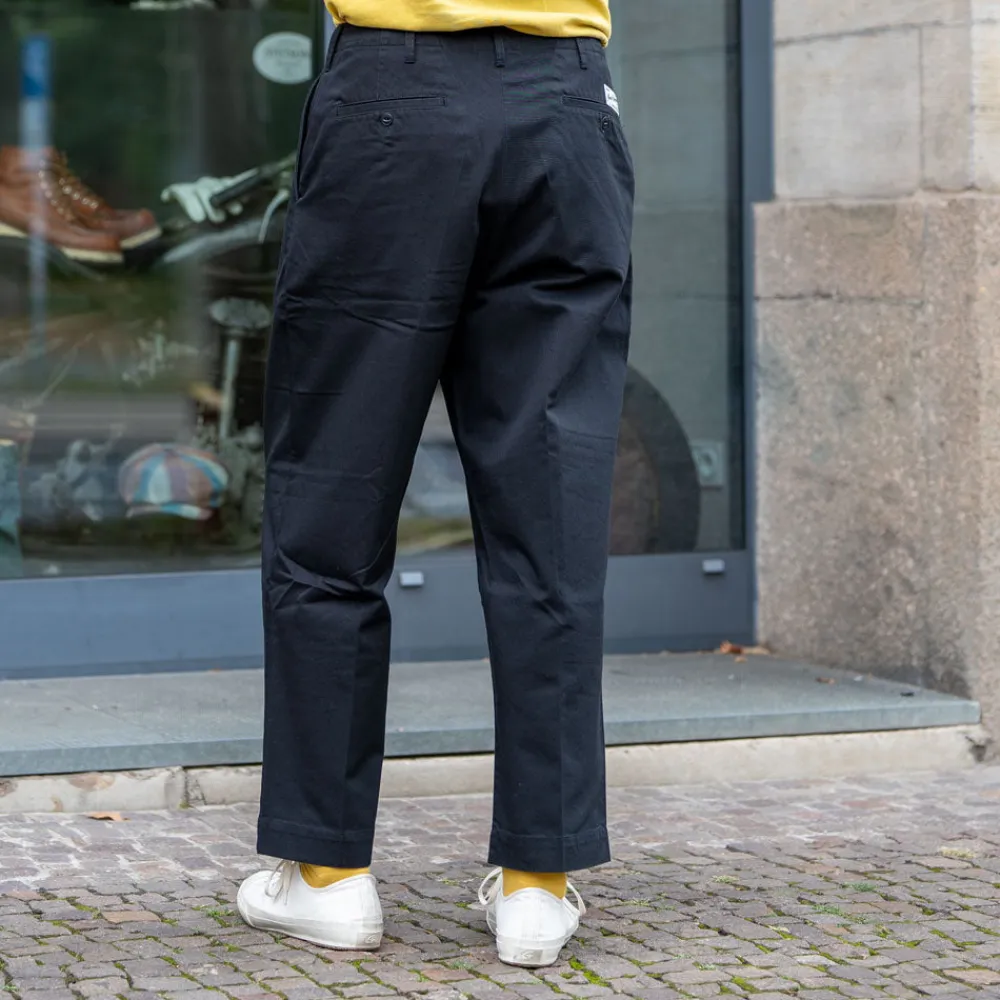 Merz beim Schwanen Chino Bio-Baumwolle Twill 300g Relaxed Fit Deep Black CHINO01> Hosen