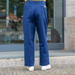 Merz beim Schwanen Chino Bio-Baumwolle Twill 300g Relaxed Fit Ink CHINO01><noscript><img width=