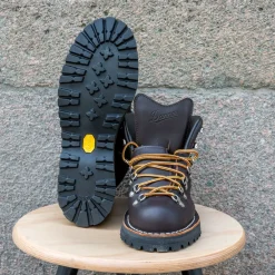 Danner Mountain Light Brown><noscript><img width=