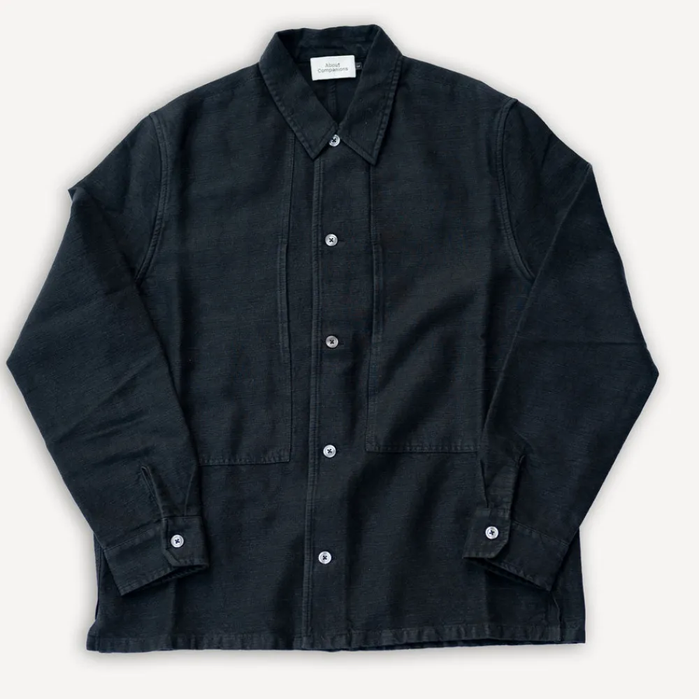 About Companions Owe Overshirt Winter Linen Black> Jacken