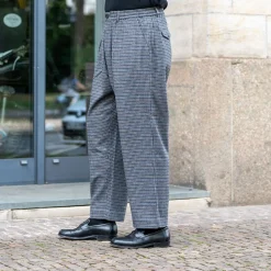 Universal Works Oxford Pant Houndstooth Charcoal><noscript><img width=
