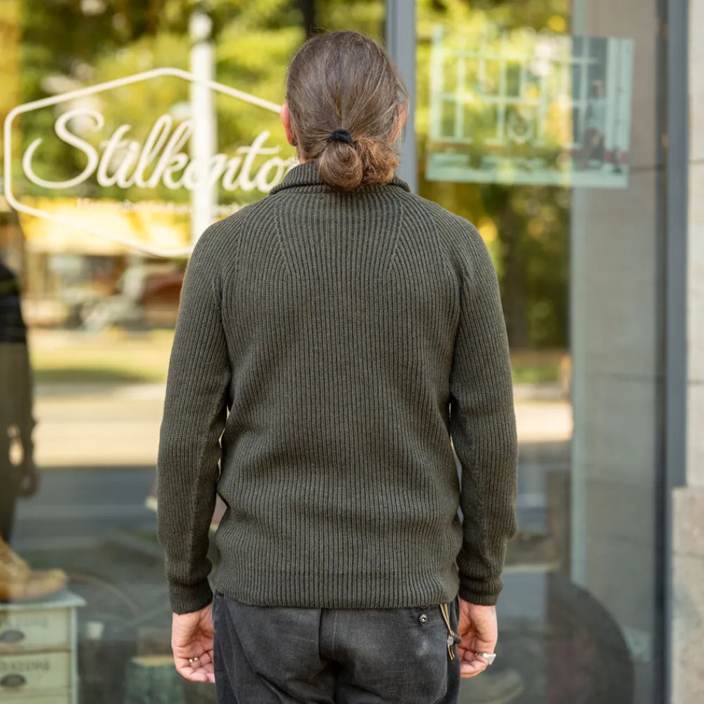 Seldom Troyer Merinowolle Olive> Pullover