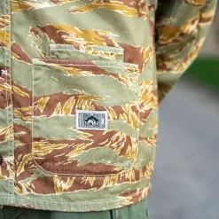 The Quartermaster Work Jacket HBT Camouflage><noscript><img width=